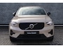 Volvo XC40 2.0 B4 Plus Dark
