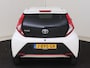 Toyota Aygo 1.0 VVT-i x-joy * Automaat | Dealer onderhouden | Climate Control  Apple CarPlay/Android Auto | DAB | Automatische verlichting |