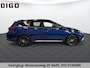 Toyota Auris 1.8 HYBRID EXECUTIVE AUTOMAAT . PANORAMA DAK . STOEL VERWARMING . PDC VOOR/ACHTER .