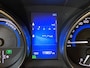 Toyota Auris 1.8 HYBRID EXECUTIVE AUTOMAAT . PANORAMA DAK . STOEL VERWARMING . PDC VOOR/ACHTER .