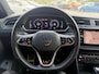 Volkswagen Tiguan 1.5 TSI Elegance 3 X R-LINE | PANORAMADAK | LEDER | CAMERA | ELEKTRISCH VERSTELBARE STOELEN | STUUR/STOEL VERWARMING | NAVIGATIE | IQ LED | DODEHOEK DETECTIE | APPLE CARPLAY / ANDROID AUTO | ADAPTIEVE CRUISECONTROL |