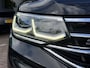 Volkswagen Tiguan 1.5 TSI Elegance 3 X R-LINE | PANORAMADAK | LEDER | CAMERA | ELEKTRISCH VERSTELBARE STOELEN | STUUR/STOEL VERWARMING | NAVIGATIE | IQ LED | DODEHOEK DETECTIE | APPLE CARPLAY / ANDROID AUTO | ADAPTIEVE CRUISECONTROL |