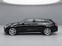 Mercedes-Benz CLA Shooting Brake 180 AMG Line | Achteruitrijcamera | Stoelverwarming | Sfeerverlichting