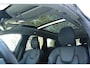 Volvo XC60 2.0 T8 Plug-in hybrid AWD Ultimate Bright | Stuurverwarming | Stoelverwarming | Apple Carplay | Trekhaak | Panoramadak | Lederen bekleding | Achterbank verwarmd |