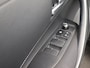 Toyota Corolla Touring Sports 1.8 Hybrid Active - ORIGINEEL NEDERLANDSE AUTO - NAVIGATIE - 16 INCH LICHT METALEN VELGEN - CLIMATE CONTROL - 4 X ELEKTRISCHE RAMEN - ADAPTIEVE CRUISE CONTROL - CAMERA - GROTENDEELS TOYOTA DEALER ONDERHOUDEN - PASSAGIERSSTOEL IN HOOGTE VERSTELBAAR