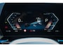 BMW IX2 eDrive20 67 kWh | 100% SOH | M-Sportpakket | Harman Kardon | Pano | Trekhaak | ACC | Camera | M-Sportpakket Pro | Stoelverwarming | LED |