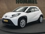 Toyota Aygo X 1.0 VVT-i MT Play -ORIGINEEL NEDERLANDSE AUTO - AFKOMSTIG VAN 1E EIGENAAR - AIRCO - CAMERA - ADAPTIEVE CRUISE CONTROL - 17 INCH WIELEN - APPLE CARPLAY/ ANDROID AUTO