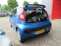 Peugeot 107 1.0-12V Millesim 200 | Airco | 5-Deurs | ISOFIX | Armsteun | Reservewiel | Metallic lak |