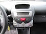 Peugeot 107 1.0-12V Millesim 200 | Airco | 5-Deurs | ISOFIX | Armsteun | Reservewiel | Metallic lak |
