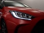 Toyota Yaris 1.5 Hybrid Launch Edition - ORIGINEEL NEDERLANDSE AUTO - AFKOMSTIG VAN 1E EIGENAAR - NAVIGATIE - DODEHOEK DETECTIE - PARKEERSENSOREN VOOR/ ACHTER - DRAADLOZE TELEFOONLADER - 17 INCH LICHT METALEN VELGEN - KEYLESS ENTRY/ START - STOELVERWARMING - HEAD UP DISPLAY