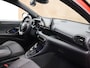 Toyota Yaris 1.5 Hybrid Launch Edition - ORIGINEEL NEDERLANDSE AUTO - AFKOMSTIG VAN 1E EIGENAAR - NAVIGATIE - DODEHOEK DETECTIE - PARKEERSENSOREN VOOR/ ACHTER - DRAADLOZE TELEFOONLADER - 17 INCH LICHT METALEN VELGEN - KEYLESS ENTRY/ START - STOELVERWARMING - HEAD UP DISPLAY