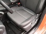 Toyota Yaris 1.5 Hybrid Launch Edition - ORIGINEEL NEDERLANDSE AUTO - AFKOMSTIG VAN 1E EIGENAAR - NAVIGATIE - DODEHOEK DETECTIE - PARKEERSENSOREN VOOR/ ACHTER - DRAADLOZE TELEFOONLADER - 17 INCH LICHT METALEN VELGEN - KEYLESS ENTRY/ START - STOELVERWARMING - HEAD UP DISPLAY