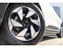 Geely E2 Ultra 47 kWh | 345km WLTP | 80kW Snelladen | Two-Tone | 540 Graden Camera | Keyless Entry | Elektrische Achterklep | Elektrisch Verstelbare Voorstoelen | Stoelverwarming | Lichtmetalen Velgen | Cruise Control Adaptief | Dodehoekdetectie | Navigatie | Apple Carplay