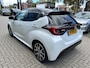 Toyota Yaris 1.5 Hybrid Executive Adaptieve Cruise | Stoelverwarming | Achteruitrijcamera | 9600 KM | Keyless | 17'' Lichtmetalen velgen | 1e eigenaar |'| Achteruitrijcamera | Afwijkende dakkleur | Apple Carplay/Android Auto|telefoonintegratie premium