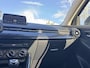 Mazda 2 1.5 Skyactiv-G S | Cruise Control | Airco | Stoelverwarming | Automatische Licht/Regensensor | Keyless Start | AllSeason Banden |