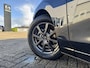 Mazda 2 1.5 Skyactiv-G S | Cruise Control | Airco | Stoelverwarming | Automatische Licht/Regensensor | Keyless Start | AllSeason Banden |