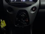 Toyota Aygo 1.0 VVT-i X-CLUSIV | CAMERA | NAVI | CRUISE | AIRCO | ELEKTRISCHE RAMEN | CENTRALE DEURVERGRENDELING OP AFSTANDBED. | BLUETOOTH | PRIVACY GLASS | 15'' LM VELGEN | APPLE CARPLAY & ANDROID AUTO |