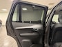 Volvo XC90 T8 AWD Recharge Plus Bright | Luchtvering | Trekhaak | 360 Camera | Harman Kardon | 455pk | Adaptieve Cruise Control | Stoelverwarming voor+achter | Stuurwielverwarming | Schuifdak | Full LED Meesturende koplampen | Pilot Assist | BLIS Dode Hoek Detectie | Elektrische voorstoelen geheugen | Lederen bekleding | Zitting verlenging voorstoelen | Lederen dashboard | 20 Inch | Google Infotainment | Keyless Drive | Privacy Glass | Elektrisch bedienbare achterklep | Geïntegreerd kinderzitje achterin | Geïntegreerde zongordijnen achterportieren | Verlichte instaplijsten | 7-Persoons | 4-Zone Climate Control | DAB Radio | Apple Carplay/Android Auto | Platinum Grey |