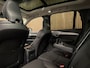 Volvo XC90 T8 AWD Recharge Plus Bright | Luchtvering | Trekhaak | 360 Camera | Harman Kardon | 455pk | Adaptieve Cruise Control | Stoelverwarming voor+achter | Stuurwielverwarming | Schuifdak | Full LED Meesturende koplampen | Pilot Assist | BLIS Dode Hoek Detectie | Elektrische voorstoelen geheugen | Lederen bekleding | Zitting verlenging voorstoelen | Lederen dashboard | 20 Inch | Google Infotainment | Keyless Drive | Privacy Glass | Elektrisch bedienbare achterklep | Geïntegreerd kinderzitje achterin | Geïntegreerde zongordijnen achterportieren | Verlichte instaplijsten | 7-Persoons | 4-Zone Climate Control | DAB Radio | Apple Carplay/Android Auto | Platinum Grey |