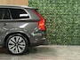 Volvo XC90 T8 AWD Recharge Plus Bright | Luchtvering | Trekhaak | 360 Camera | Harman Kardon | 455pk | Adaptieve Cruise Control | Stoelverwarming voor+achter | Stuurwielverwarming | Schuifdak | Full LED Meesturende koplampen | Pilot Assist | BLIS Dode Hoek Detectie | Elektrische voorstoelen geheugen | Lederen bekleding | Zitting verlenging voorstoelen | Lederen dashboard | 20 Inch | Google Infotainment | Keyless Drive | Privacy Glass | Elektrisch bedienbare achterklep | Geïntegreerd kinderzitje achterin | Geïntegreerde zongordijnen achterportieren | Verlichte instaplijsten | 7-Persoons | 4-Zone Climate Control | DAB Radio | Apple Carplay/Android Auto | Platinum Grey |