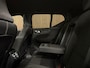 Volvo XC40 Recharge Plus 70 kWh | 96% SoH | All-season banden | Adaptieve Cruise Control | Stoel en Stuurwielverwarming | Parkeercamera | BLIS Blind Spot Information System | Pilot Assist | 19 Inch | R-Design microtech/alcantara bekleding met wit stiksel en bies | Zitting verlenging voorstoelen | Warmtepomp | Google Infotainment | Keyless Drive | Privacy Glass | Parkeersensoren voor+achter | Elektrisch bedienbare achterklep | DAB Radio | Apple Carplay/Android Auto | Volvo On Call met mobiele App functie | Silver Dawn Metallic |