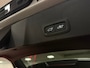 Volvo XC40 Recharge Plus 70 kWh | 96% SoH | All-season banden | Adaptieve Cruise Control | Stoel en Stuurwielverwarming | Parkeercamera | BLIS Blind Spot Information System | Pilot Assist | 19 Inch | R-Design microtech/alcantara bekleding met wit stiksel en bies | Zitting verlenging voorstoelen | Warmtepomp | Google Infotainment | Keyless Drive | Privacy Glass | Parkeersensoren voor+achter | Elektrisch bedienbare achterklep | DAB Radio | Apple Carplay/Android Auto | Volvo On Call met mobiele App functie | Silver Dawn Metallic |