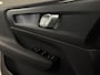 Volvo XC40 Recharge Plus 70 kWh | 96% SoH | All-season banden | Adaptieve Cruise Control | Stoel en Stuurwielverwarming | Parkeercamera | BLIS Blind Spot Information System | Pilot Assist | 19 Inch | R-Design microtech/alcantara bekleding met wit stiksel en bies | Zitting verlenging voorstoelen | Warmtepomp | Google Infotainment | Keyless Drive | Privacy Glass | Parkeersensoren voor+achter | Elektrisch bedienbare achterklep | DAB Radio | Apple Carplay/Android Auto | Volvo On Call met mobiele App functie | Silver Dawn Metallic |