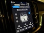 Volvo V60 T8 AWD Recharge Ultra Dark | Trekhaak | 360 Camera | Schuifdak | 455pk | Crystal White | Head-Up Display | Harman Kardon | Adaptieve Cruise Control | Stoelverwarming voor+achter | Stuurwielverwarming | 19 Inch | Full LED Meesturende koplampen | Pilot Assist | BLIS Dode Hoek Detectie | Elektrische voorstoelen geheugen | Lederen bekleding | Zitting verlenging voorstoelen | Lederen dashboard | Google Infotainment | Keyless Drive | Parkeersensoren voor+achter | Privacy Glass | Elektrisch bedienbare achterklep | DAB Radio | Apple Carplay/Android Auto | Volvo On Call met mobiele App functie | Crystal White Metallic |