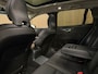 Volvo V60 T8 AWD Recharge Ultra Dark | Trekhaak | 360 Camera | Schuifdak | 455pk | Crystal White | Head-Up Display | Harman Kardon | Adaptieve Cruise Control | Stoelverwarming voor+achter | Stuurwielverwarming | 19 Inch | Full LED Meesturende koplampen | Pilot Assist | BLIS Dode Hoek Detectie | Elektrische voorstoelen geheugen | Lederen bekleding | Zitting verlenging voorstoelen | Lederen dashboard | Google Infotainment | Keyless Drive | Parkeersensoren voor+achter | Privacy Glass | Elektrisch bedienbare achterklep | DAB Radio | Apple Carplay/Android Auto | Volvo On Call met mobiele App functie | Crystal White Metallic |