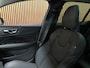Volvo V60 T8 AWD Recharge Ultra Dark | Trekhaak | 360 Camera | Schuifdak | 455pk | Crystal White | Head-Up Display | Harman Kardon | Adaptieve Cruise Control | Stoelverwarming voor+achter | Stuurwielverwarming | 19 Inch | Full LED Meesturende koplampen | Pilot Assist | BLIS Dode Hoek Detectie | Elektrische voorstoelen geheugen | Lederen bekleding | Zitting verlenging voorstoelen | Lederen dashboard | Google Infotainment | Keyless Drive | Parkeersensoren voor+achter | Privacy Glass | Elektrisch bedienbare achterklep | DAB Radio | Apple Carplay/Android Auto | Volvo On Call met mobiele App functie | Crystal White Metallic |