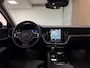 Volvo V60 T8 AWD Recharge Ultra Dark | Trekhaak | 360 Camera | Schuifdak | 455pk | Crystal White | Head-Up Display | Harman Kardon | Adaptieve Cruise Control | Stoelverwarming voor+achter | Stuurwielverwarming | 19 Inch | Full LED Meesturende koplampen | Pilot Assist | BLIS Dode Hoek Detectie | Elektrische voorstoelen geheugen | Lederen bekleding | Zitting verlenging voorstoelen | Lederen dashboard | Google Infotainment | Keyless Drive | Parkeersensoren voor+achter | Privacy Glass | Elektrisch bedienbare achterklep | DAB Radio | Apple Carplay/Android Auto | Volvo On Call met mobiele App functie | Crystal White Metallic |