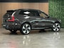 Volvo EX90 Twin Motor Performance Ultra 7p. 111 kWh | Full Option! | Bowers & Wilkins | Luchtvering | Trekhaak | 360° 3D Camera | Stoelmassage | Head-Up Display | 22 Inch | 517pk | Stoelventilatie | Adaptieve Cruise Control | Stoelverwarming voor+achter | Stuurwielverwarming | HD Pixel LED Koplampen Adaptief | Pilot Assist | BLIS Dode Hoek Detectie | Panorama dak | Elektrische voorstoelen met geheugen | Cardamom Dawn bekleding | Lederlook dashboard | Zitting verlenging voorstoelen | Geluidwerende/gelamineerde ramen | Soft Close portieren | Google infotainment | Warmtepomp | Geïntegreerd kinderzitje achterin | Keyless Drive | Parkeersensoren voor+achter | Elektrisch bedienbare achterklep | 7-Persoons | 4-Zone Climate Control | Apple Carplay/Android Auto | Volvo On Call met mobiele App functie | Platinum Grey Metallic