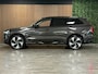 Volvo EX90 Twin Motor Performance Ultra 7p. 111 kWh | Full Option! | Bowers & Wilkins | Luchtvering | Trekhaak | 360° 3D Camera | Stoelmassage | Head-Up Display | 22 Inch | 517pk | Stoelventilatie | Adaptieve Cruise Control | Stoelverwarming voor+achter | Stuurwielverwarming | HD Pixel LED Koplampen Adaptief | Pilot Assist | BLIS Dode Hoek Detectie | Panorama dak | Elektrische voorstoelen met geheugen | Cardamom Dawn bekleding | Lederlook dashboard | Zitting verlenging voorstoelen | Geluidwerende/gelamineerde ramen | Soft Close portieren | Google infotainment | Warmtepomp | Geïntegreerd kinderzitje achterin | Keyless Drive | Parkeersensoren voor+achter | Elektrisch bedienbare achterklep | 7-Persoons | 4-Zone Climate Control | Apple Carplay/Android Auto | Volvo On Call met mobiele App functie | Platinum Grey Metallic
