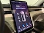 Volvo EX90 Twin Motor Performance Ultra 7p. 111 kWh | Full Option! | Bowers & Wilkins | Luchtvering | Trekhaak | 360° 3D Camera | Stoelmassage | Head-Up Display | 22 Inch | 517pk | Stoelventilatie | Adaptieve Cruise Control | Stoelverwarming voor+achter | Stuurwielverwarming | HD Pixel LED Koplampen Adaptief | Pilot Assist | BLIS Dode Hoek Detectie | Panorama dak | Elektrische voorstoelen met geheugen | Cardamom Dawn bekleding | Lederlook dashboard | Zitting verlenging voorstoelen | Geluidwerende/gelamineerde ramen | Soft Close portieren | Google infotainment | Warmtepomp | Geïntegreerd kinderzitje achterin | Keyless Drive | Parkeersensoren voor+achter | Elektrisch bedienbare achterklep | 7-Persoons | 4-Zone Climate Control | Apple Carplay/Android Auto | Volvo On Call met mobiele App functie | Platinum Grey Metallic