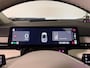 Volvo EX90 Twin Motor Performance Ultra 7p. 111 kWh | Full Option! | Bowers & Wilkins | Luchtvering | Trekhaak | 360° 3D Camera | Stoelmassage | Head-Up Display | 22 Inch | 517pk | Stoelventilatie | Adaptieve Cruise Control | Stoelverwarming voor+achter | Stuurwielverwarming | HD Pixel LED Koplampen Adaptief | Pilot Assist | BLIS Dode Hoek Detectie | Panorama dak | Elektrische voorstoelen met geheugen | Cardamom Dawn bekleding | Lederlook dashboard | Zitting verlenging voorstoelen | Geluidwerende/gelamineerde ramen | Soft Close portieren | Google infotainment | Warmtepomp | Geïntegreerd kinderzitje achterin | Keyless Drive | Parkeersensoren voor+achter | Elektrisch bedienbare achterklep | 7-Persoons | 4-Zone Climate Control | Apple Carplay/Android Auto | Volvo On Call met mobiele App functie | Platinum Grey Metallic