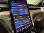 Volvo EX90 Twin Motor Performance Ultra 7p. 111 kWh | Full Option! | Bowers & Wilkins | Luchtvering | Trekhaak | 360° 3D Camera | Stoelmassage | Head-Up Display | 22 Inch | 517pk | Stoelventilatie | Adaptieve Cruise Control | Stoelverwarming voor+achter | Stuurwielverwarming | HD Pixel LED Koplampen Adaptief | Pilot Assist | BLIS Dode Hoek Detectie | Panorama dak | Elektrische voorstoelen met geheugen | Cardamom Dawn bekleding | Lederlook dashboard | Zitting verlenging voorstoelen | Geluidwerende/gelamineerde ramen | Soft Close portieren | Google infotainment | Warmtepomp | Geïntegreerd kinderzitje achterin | Keyless Drive | Parkeersensoren voor+achter | Elektrisch bedienbare achterklep | 7-Persoons | 4-Zone Climate Control | Apple Carplay/Android Auto | Volvo On Call met mobiele App functie | Platinum Grey Metallic