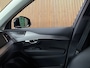 Volvo XC90 T8 AWD Recharge Plus Bright | Trekhaak | 360 Camera | Harman Kardon | 455pk | Adaptieve Cruise Control | Stoelverwarming voor+achter | Stuurwielverwarming | Schuifdak | Full LED Meesturende koplampen | Pilot Assist | BLIS Dode Hoek Detectie | Elektrische voorstoelen geheugen | Lederen bekleding | Zitting verlenging voorstoelen | Lederen dashboard | 21 Inch | Google Infotainment | Keyless Drive | Privacy Glass | Elektrisch bedienbare achterklep | Geïntegreerd kinderzitje achterin | Geïntegreerde zongordijnen achterportieren | Verlichte instaplijsten | 7-Persoons | 4-Zone Climate Control | DAB Radio | Apple Carplay/Android Auto | Onyx Black Metallic |