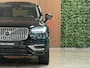 Volvo XC90 T8 AWD Recharge Plus Bright | Trekhaak | 360 Camera | Harman Kardon | 455pk | Adaptieve Cruise Control | Stoelverwarming voor+achter | Stuurwielverwarming | Schuifdak | Full LED Meesturende koplampen | Pilot Assist | BLIS Dode Hoek Detectie | Elektrische voorstoelen geheugen | Lederen bekleding | Zitting verlenging voorstoelen | Lederen dashboard | 21 Inch | Google Infotainment | Keyless Drive | Privacy Glass | Elektrisch bedienbare achterklep | Geïntegreerd kinderzitje achterin | Geïntegreerde zongordijnen achterportieren | Verlichte instaplijsten | 7-Persoons | 4-Zone Climate Control | DAB Radio | Apple Carplay/Android Auto | Onyx Black Metallic |