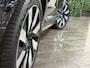 Volvo XC90 T8 AWD Recharge Plus Bright | Trekhaak | 360 Camera | Harman Kardon | 455pk | Adaptieve Cruise Control | Stoelverwarming voor+achter | Stuurwielverwarming | Schuifdak | Full LED Meesturende koplampen | Pilot Assist | BLIS Dode Hoek Detectie | Elektrische voorstoelen geheugen | Lederen bekleding | Zitting verlenging voorstoelen | Lederen dashboard | 21 Inch | Google Infotainment | Keyless Drive | Privacy Glass | Elektrisch bedienbare achterklep | Geïntegreerd kinderzitje achterin | Geïntegreerde zongordijnen achterportieren | Verlichte instaplijsten | 7-Persoons | 4-Zone Climate Control | DAB Radio | Apple Carplay/Android Auto | Onyx Black Metallic |