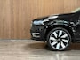 Volvo XC90 T8 AWD Recharge Plus Bright | Trekhaak | 360 Camera | Harman Kardon | 455pk | Adaptieve Cruise Control | Stoelverwarming voor+achter | Stuurwielverwarming | Schuifdak | Full LED Meesturende koplampen | Pilot Assist | BLIS Dode Hoek Detectie | Elektrische voorstoelen geheugen | Lederen bekleding | Zitting verlenging voorstoelen | Lederen dashboard | 21 Inch | Google Infotainment | Keyless Drive | Privacy Glass | Elektrisch bedienbare achterklep | Geïntegreerd kinderzitje achterin | Geïntegreerde zongordijnen achterportieren | Verlichte instaplijsten | 7-Persoons | 4-Zone Climate Control | DAB Radio | Apple Carplay/Android Auto | Onyx Black Metallic |