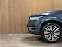Volvo XC90 T8 AWD Recharge Plus Bright Long Range | Trekhaak | 360° Camera | Harman Kardon | 455pk | Adaptieve Cruise Control | Stoel en Stuurwielverwarming | Schuifdak | Full LED Meesturende koplampen | Google Infotainment | Pilot Assist | BLIS Dode Hoek Detectie | Standkachel met Volvo On Call App | Elektrische voorstoelen geheugen | Lederen bekleding | Zitting verlenging voorstoelen | Lederen dashboard | 20 Inch | Keyless Drive | Parkeersensoren voor+achter | Privacy Glass | Elektrisch bedienbare achterklep | 7-Persoons | 4-Zone Climate Control | Geïntegreerde zongordijnen achterportieren | Verlichte instaplijsten | Draadloos telefoon opladen | Alarm Klasse III | DAB Radio | Apple Carplay/Android Auto | Volvo On Call met mobiele App functie | Denim Blue Metallic |