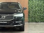Volvo XC60 T6 AWD Recharge Plus Bright | Trekhaak | 360° Camera | Harman Kardon | Adaptieve Cruise Control | Stoelverwarming voor+achter | Stuurwielverwarming | Schuifdak | Full LED Meesturende koplampen | Pilot Assist | BLIS Dode Hoek Detectie | Elektrische voorstoelen geheugen | Lederen bekleding | Zitting verlenging voorstoelen | 19 Inch | Google Infotainment | Keyless Drive | Privacy Glass | Elektrisch bedienbare achterklep | DAB Radio | Apple Carplay/Android Auto | Draadloos telefoon opladen | Volvo On Call met mobiele App functie | Onyx Black Metallic |