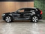 Volvo XC60 T6 AWD Recharge Plus Bright | Trekhaak | 360° Camera | Harman Kardon | Adaptieve Cruise Control | Stoelverwarming voor+achter | Stuurwielverwarming | Schuifdak | Full LED Meesturende koplampen | Pilot Assist | BLIS Dode Hoek Detectie | Elektrische voorstoelen geheugen | Lederen bekleding | Zitting verlenging voorstoelen | 19 Inch | Google Infotainment | Keyless Drive | Privacy Glass | Elektrisch bedienbare achterklep | DAB Radio | Apple Carplay/Android Auto | Draadloos telefoon opladen | Volvo On Call met mobiele App functie | Onyx Black Metallic |