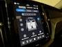 Volvo XC60 T6 AWD Recharge Plus Bright | Trekhaak | 360° Camera | Harman Kardon | Adaptieve Cruise Control | Stoelverwarming voor+achter | Stuurwielverwarming | Schuifdak | Full LED Meesturende koplampen | Pilot Assist | BLIS Dode Hoek Detectie | Elektrische voorstoelen geheugen | Lederen bekleding | Zitting verlenging voorstoelen | 19 Inch | Google Infotainment | Keyless Drive | Privacy Glass | Elektrisch bedienbare achterklep | DAB Radio | Apple Carplay/Android Auto | Draadloos telefoon opladen | Volvo On Call met mobiele App functie | Onyx Black Metallic |