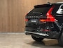 Volvo XC60 T6 AWD Recharge Plus Bright | Trekhaak | 360° Camera | Harman Kardon | Adaptieve Cruise Control | Stoelverwarming voor+achter | Stuurwielverwarming | Schuifdak | Full LED Meesturende koplampen | Pilot Assist | BLIS Dode Hoek Detectie | Elektrische voorstoelen geheugen | Lederen bekleding | Zitting verlenging voorstoelen | 19 Inch | Google Infotainment | Keyless Drive | Privacy Glass | Elektrisch bedienbare achterklep | DAB Radio | Apple Carplay/Android Auto | Draadloos telefoon opladen | Volvo On Call met mobiele App functie | Onyx Black Metallic |