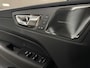 Volvo XC60 T6 AWD Recharge Plus Bright | Trekhaak | 360° Camera | Harman Kardon | Adaptieve Cruise Control | Stoelverwarming voor+achter | Stuurwielverwarming | Schuifdak | Full LED Meesturende koplampen | Pilot Assist | BLIS Dode Hoek Detectie | Elektrische voorstoelen geheugen | Lederen bekleding | Zitting verlenging voorstoelen | 19 Inch | Google Infotainment | Keyless Drive | Privacy Glass | Elektrisch bedienbare achterklep | DAB Radio | Apple Carplay/Android Auto | Draadloos telefoon opladen | Volvo On Call met mobiele App functie | Onyx Black Metallic |