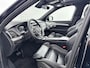 Volvo XC90 T8 Recharge Ultimate Dark | 22" | Full Styling Pack | Luchtvering | Bowers & Wilkins | Trekhaak | Elektr. verst. Sportstoelen | Head-Up | 360 Camera | Panoramadak