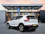 Volvo XC40 B4 Plus Dark | 19" Allseason | Trekhaak | Harman Kardon | Elektr. verst. Stoelen | Stoel/Stuurverwarming | Adaptieve Cruise | BLIS