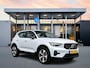Volvo XC40 B4 Plus Dark | 19" Allseason | Trekhaak | Harman Kardon | Elektr. verst. Stoelen | Stoel/Stuurverwarming | Adaptieve Cruise | BLIS