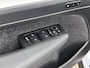 Volvo XC40 B4 Plus Dark | 19" Allseason | Trekhaak | Harman Kardon | Elektr. verst. Stoelen | Stoel/Stuurverwarming | Adaptieve Cruise | BLIS